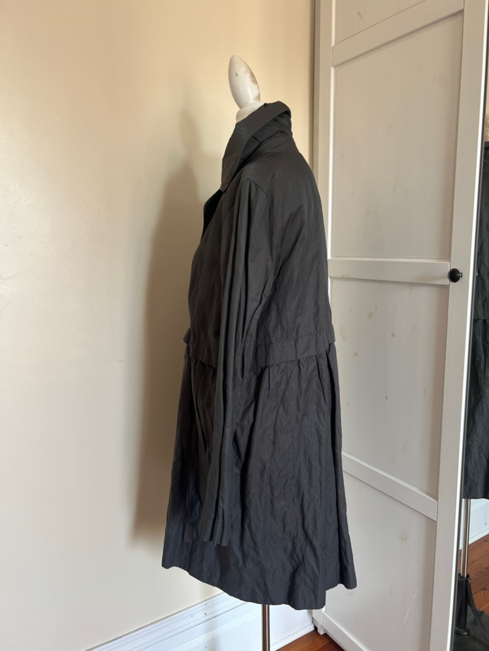LOFT Charcoal Grey Metallic Trench Coat | Size 14 Gently Used - Picture 5 of 10